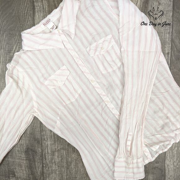 Hollister Long Sleeve Button Down Top Size M - Picture 2 of 3